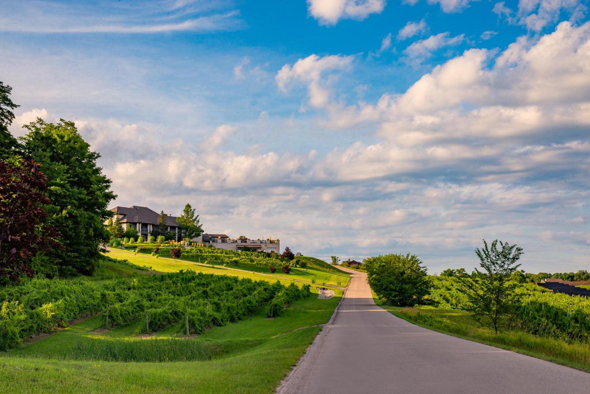 “Hygge” 3Bdr Townhouse, Close To Beach, Park & Wineries! Traverse City Exterior photo